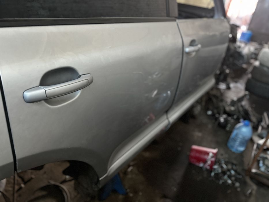 Двері Porshe Cayenne 955/957 серебро дверь Каен