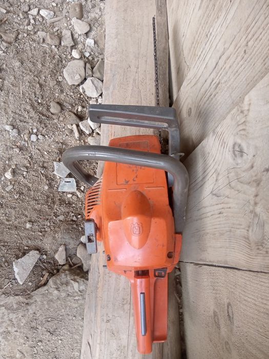 Продам  Husqvarna 142