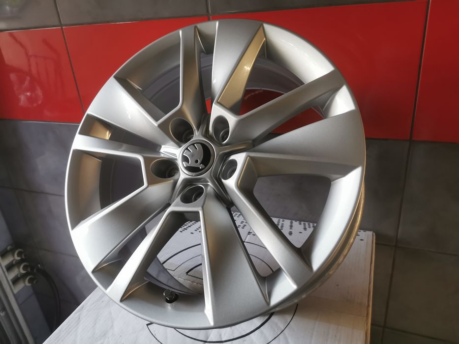 Oryginał! Felgi 18" 5x112 Skoda Superb Octavia VW Audi Świdnik