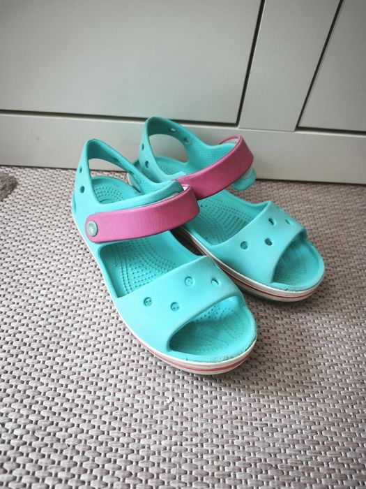 Crocs sandaly lato