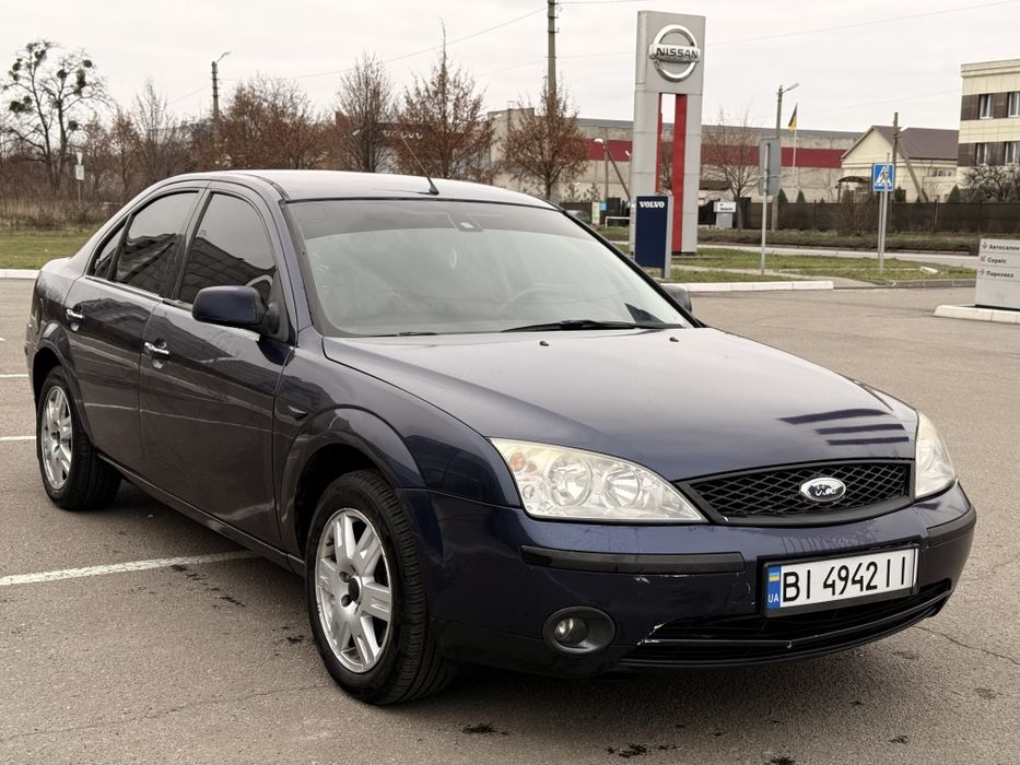 Продам автомобіль ford