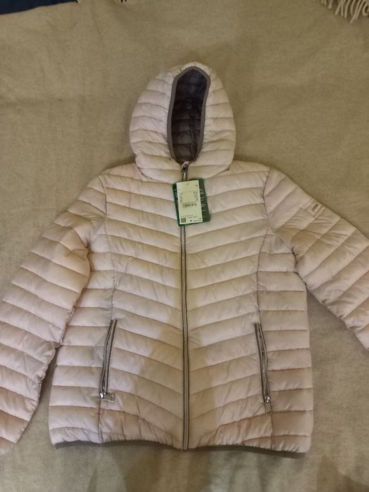 продам нову курточку розмір м