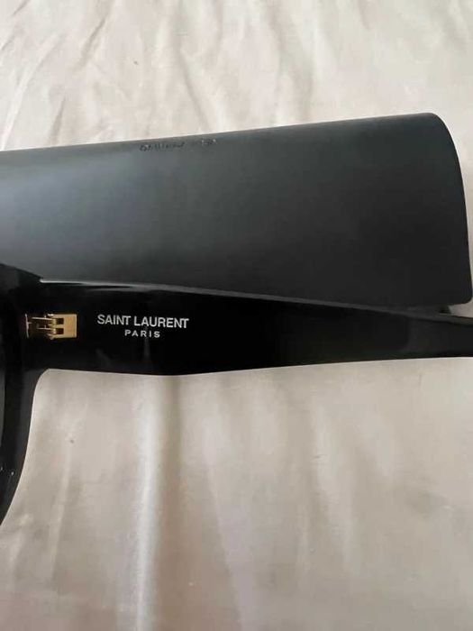 Vendo óculos de sol YSL originais novos