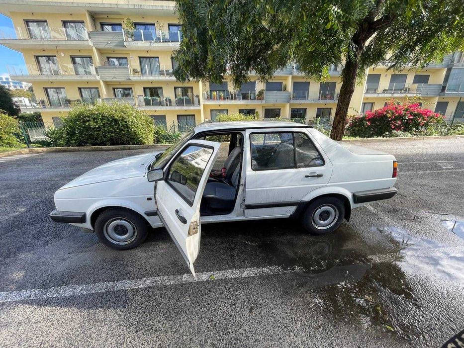 Volkswagen Jetta — fotografia 5