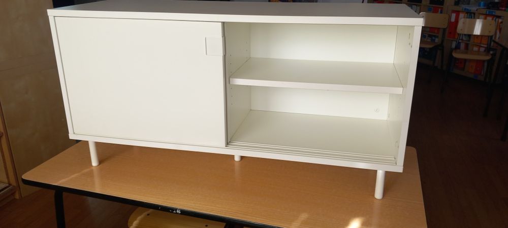 Armário de parede do ikea