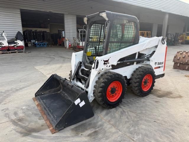 Bobcat S450 *Semi-Nova*