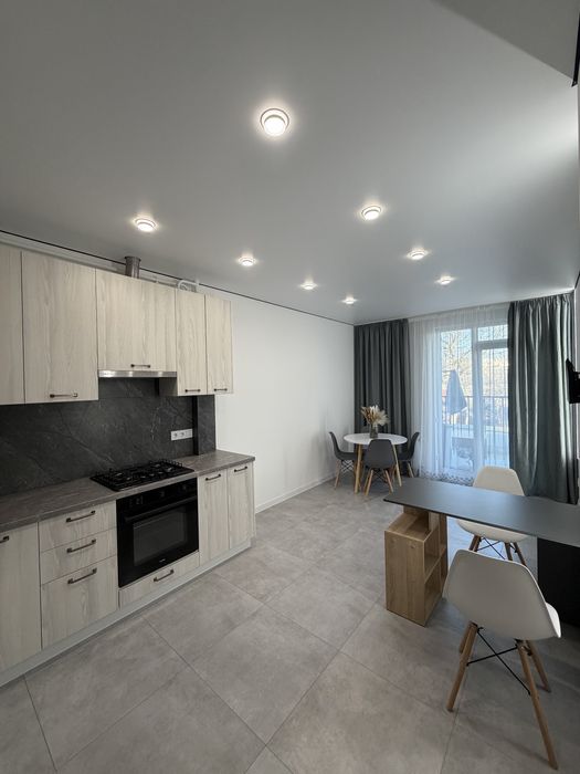 Оренда 1-но кім квартири на вул Роксоляни в новобудові Трайден