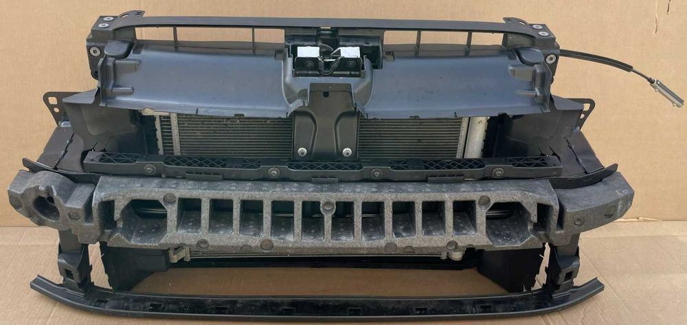 Панель радиаторов телевизор VW Passat B8 Разборка пасат б8