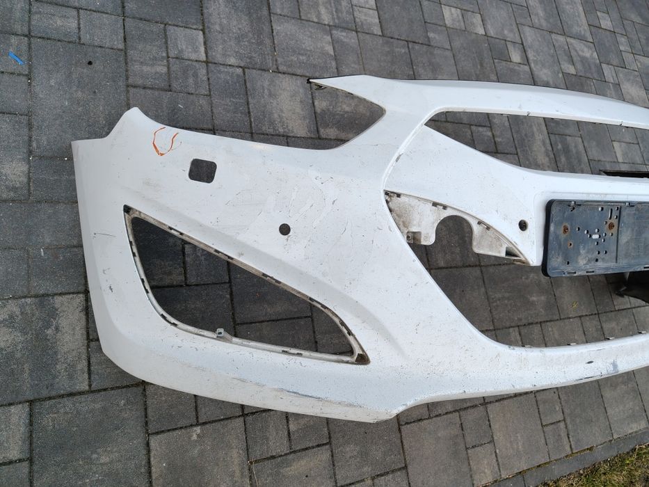 Zderzak przedni przód Hyundai i40 PDC Xenon NCW