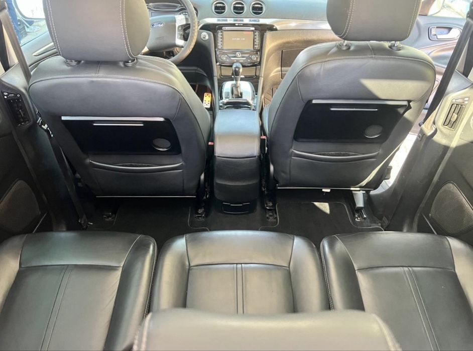 Ford S-Max titanium 7L 2011