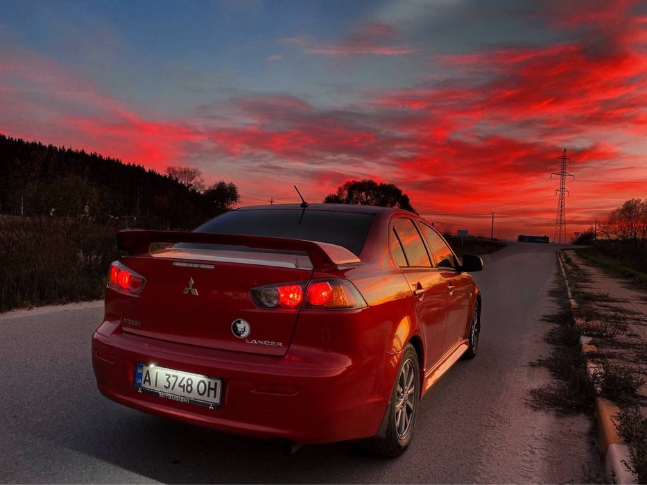 Mitsubishi Lancer X 2011