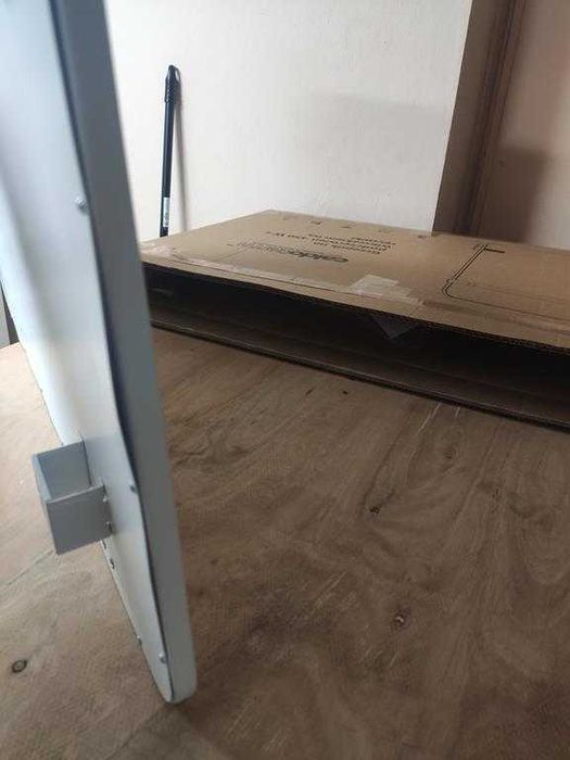 Grzejnik na podczerwień pokojowy łazienkowy różne rodzaje 800W, 450W