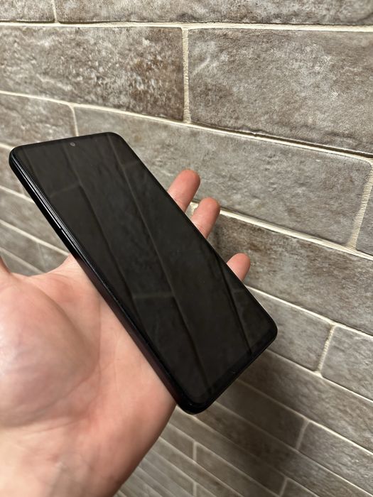 Продам Redmi Note 11 pro в хорошому стані