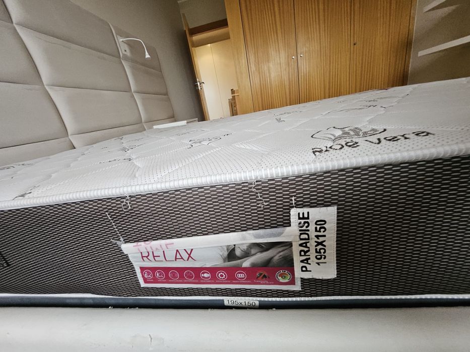 Estrutura de cama + colchão + estrado