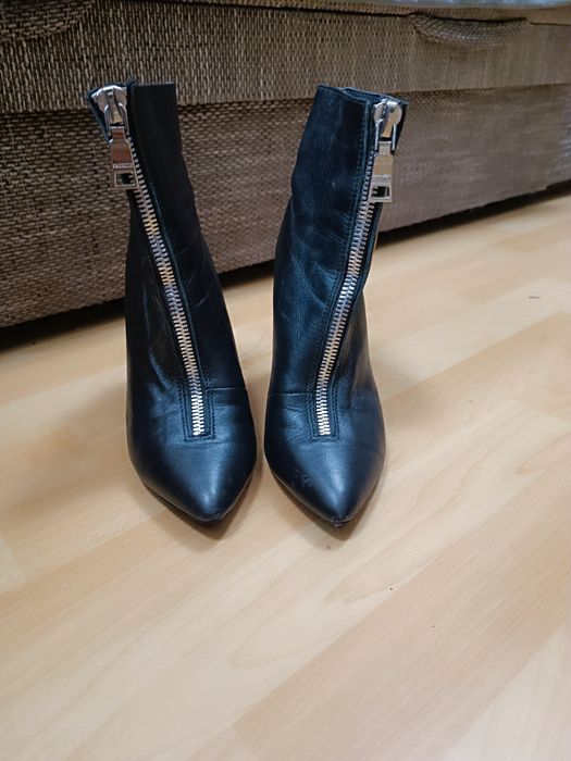 Осінні черевики,шкіряні, ботильйони,ботинки