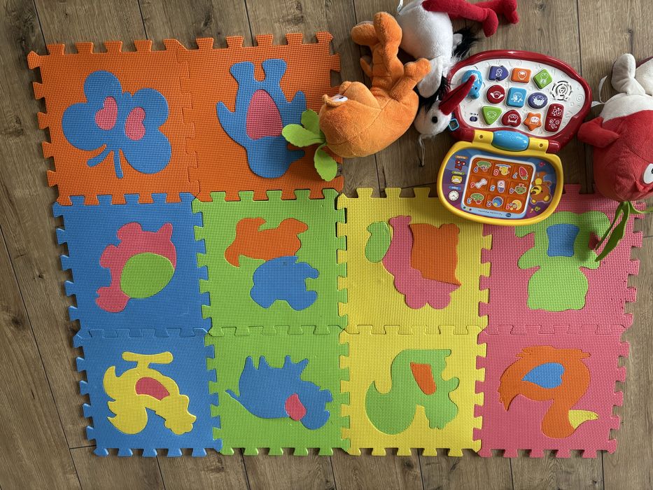 Zestaw zabawek z puzzlami z pianki i inne