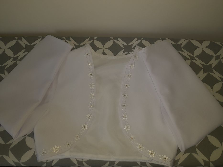 Sukienka komunijna z dodatkami