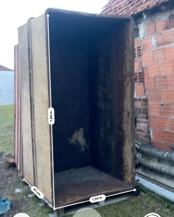 Dornas para vindima ou armazenamento de água pluvial