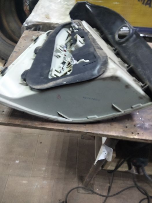 Б . У фонари задние Опель Зафира 2010г: 2 500 грн. - Задние фары ...