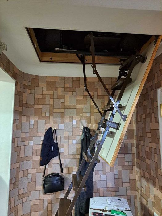 Прекрасная двухуровневая квартира в Теплодаре