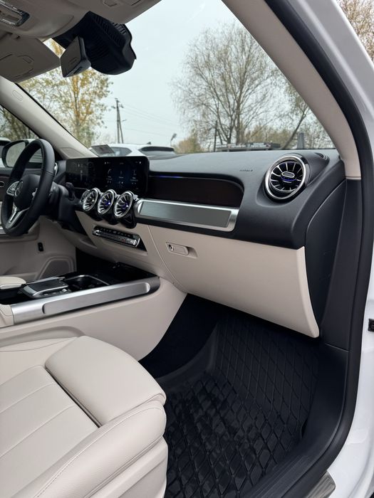 Продам  MERCEDES Benz GLB 250