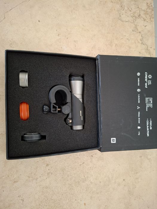 lanterna para bicicleta