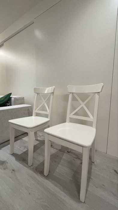 Mesa e 2 cadeiras Ikea