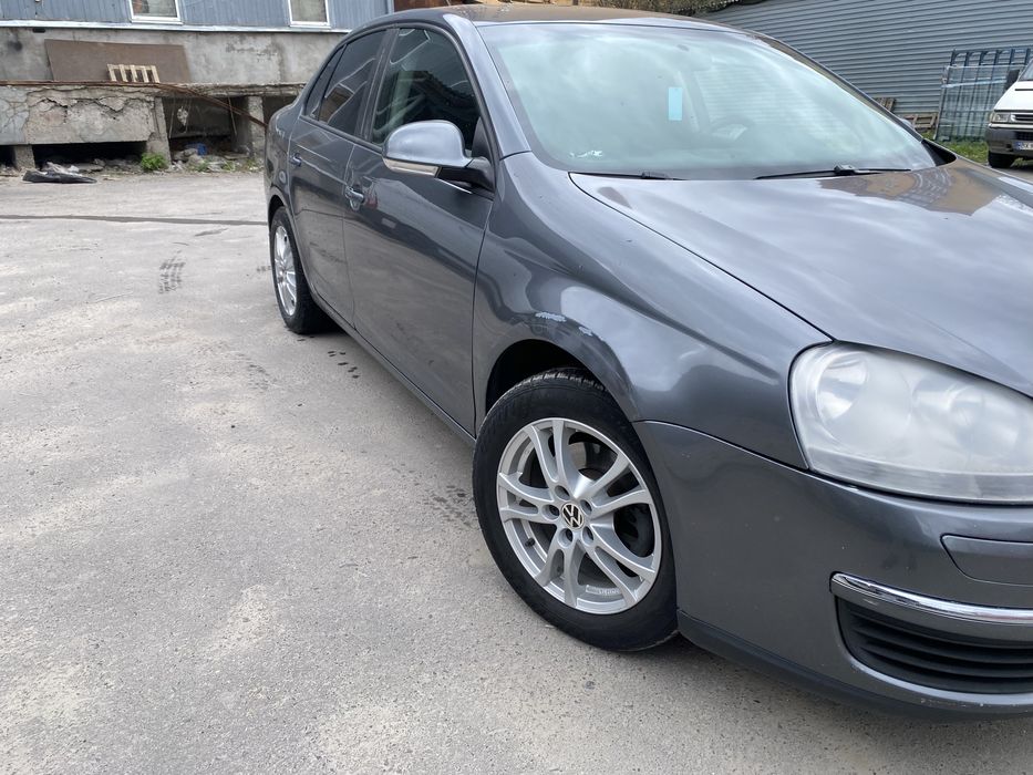 Продам авто , jetta 5 ,2010 рік