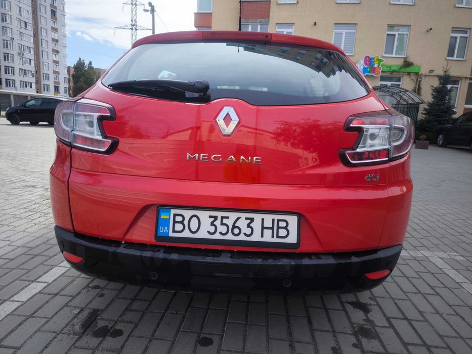 Автомобіль Рено Меган 3