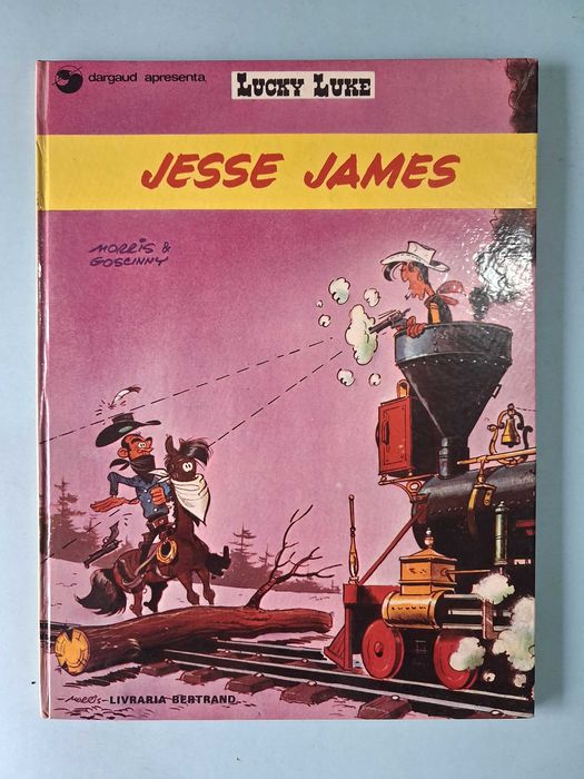 Coleções LUCKY LUKE e RANTANPLAN em português, francês.