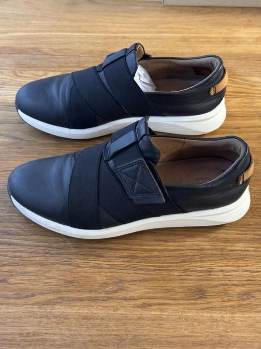 Кросівки шкіряні clarks 37р в гарному стані