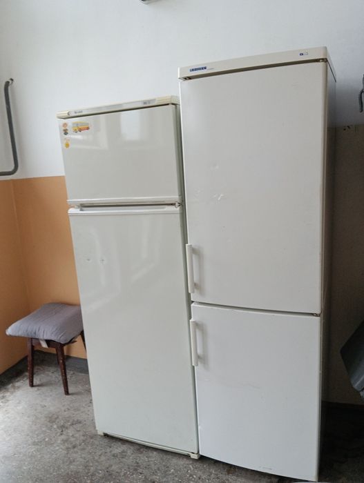 Холодильник ,Либхер,индезит Б/У