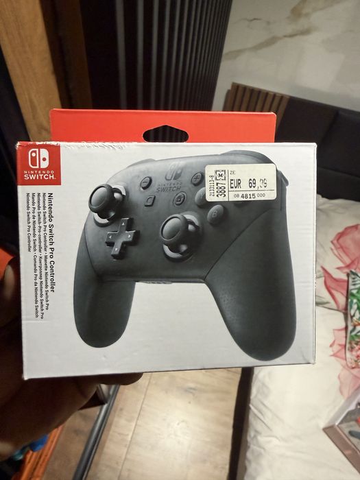 Kontroler NINTENDO Switch Pro