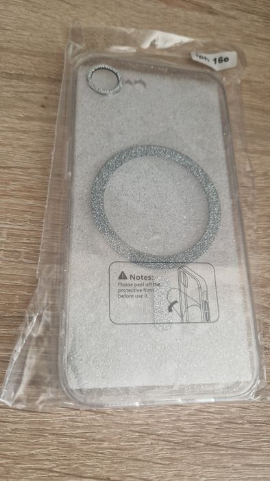 Case Glitter Magsafe do Iphone 16e / 17e + Szkło 2,5D 9H twardości GRATIS