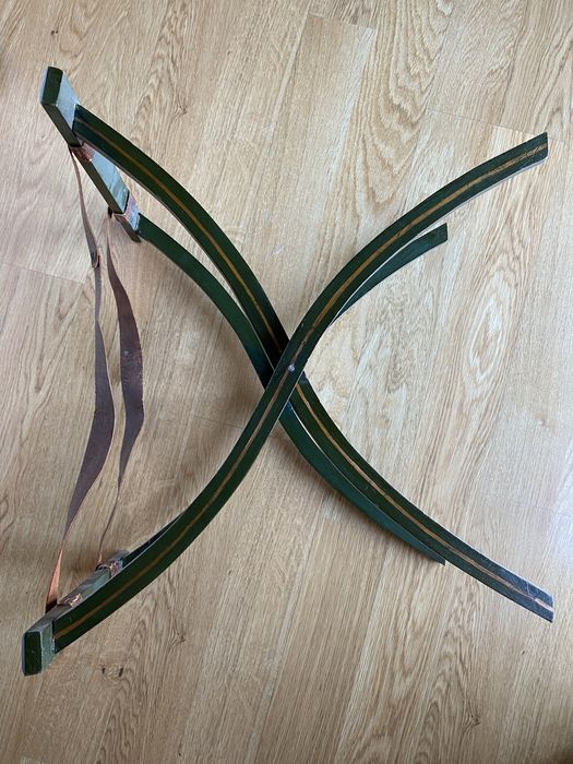 Mesa Tabuleiro com pés vintage pintada à mão