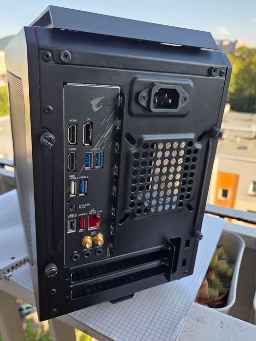 корпус Cougar QBX, для Mini-ITX