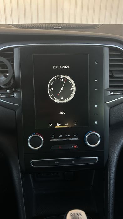 RENAULT MEGANE (Bose edition)