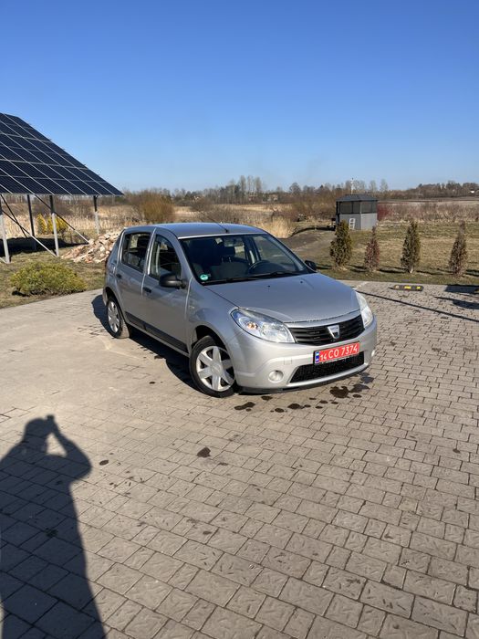 Dacia sandero 2009 1.4 mpi