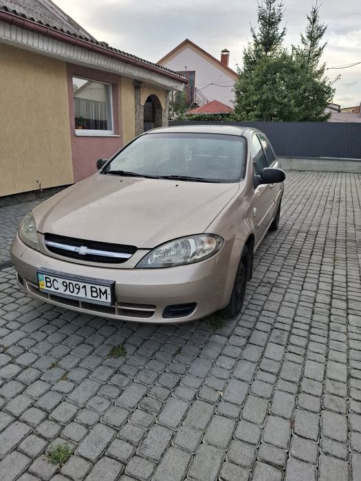 Продаж легкового автомобіля