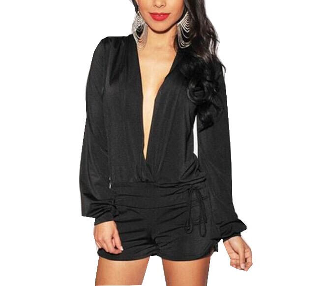 Czarny elegancki kombinezon z długim rękawem głębokim dekoltem S/M