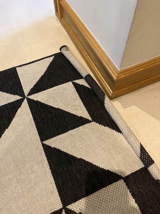 Tapete Preto e Branco Geométrico 160 × 230 cm