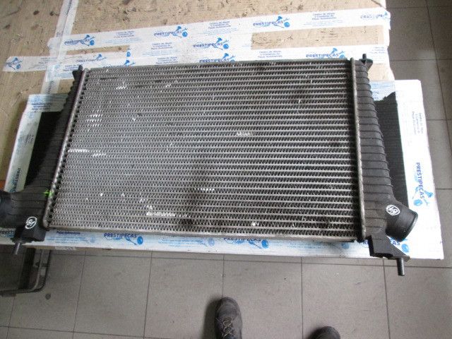 Radiador do intercooler SAAB 9-5 Sedan (YS3E)
