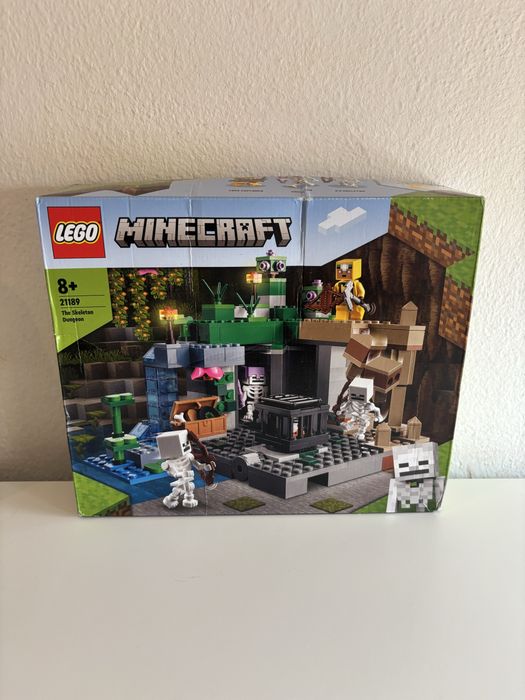 LEGO Minecraft Gruta Esqueletos 21189 Novo