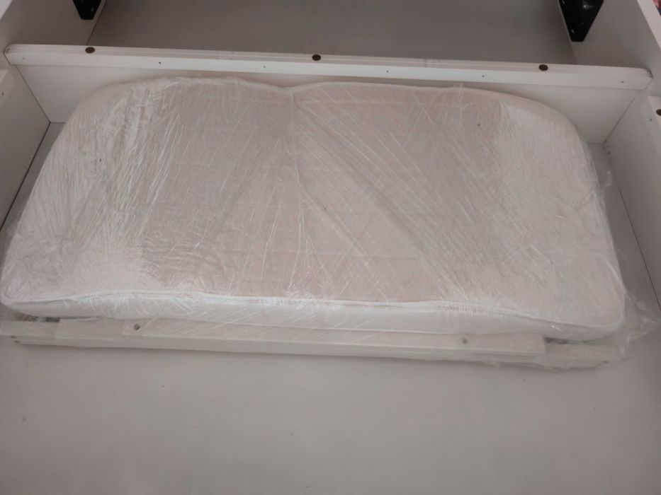 Berço de grades para bebé