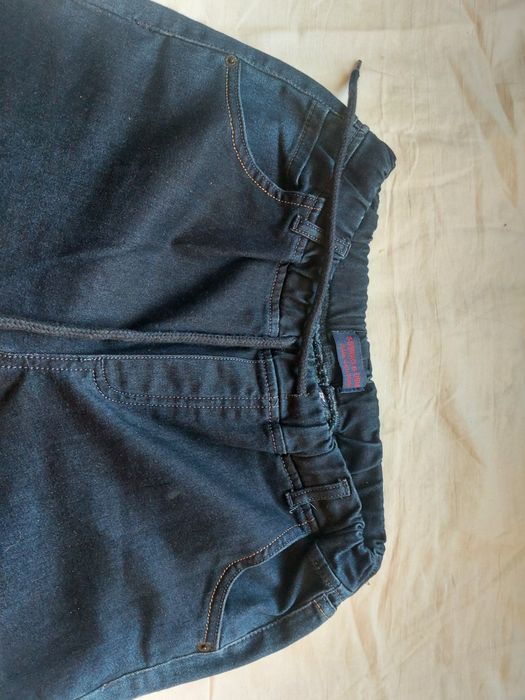 Підліткові джинси