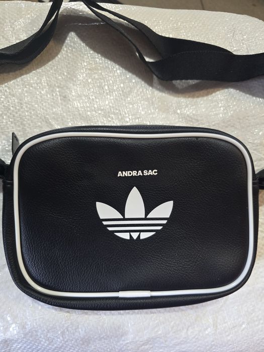 Сумка adidas Originals Adicolor Mini Airliner Bag