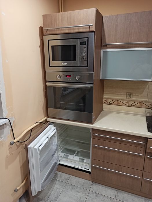 Meble kuchenne ze sprzętem