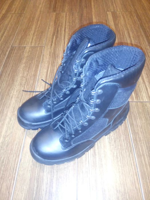 buty czarne do ochrony