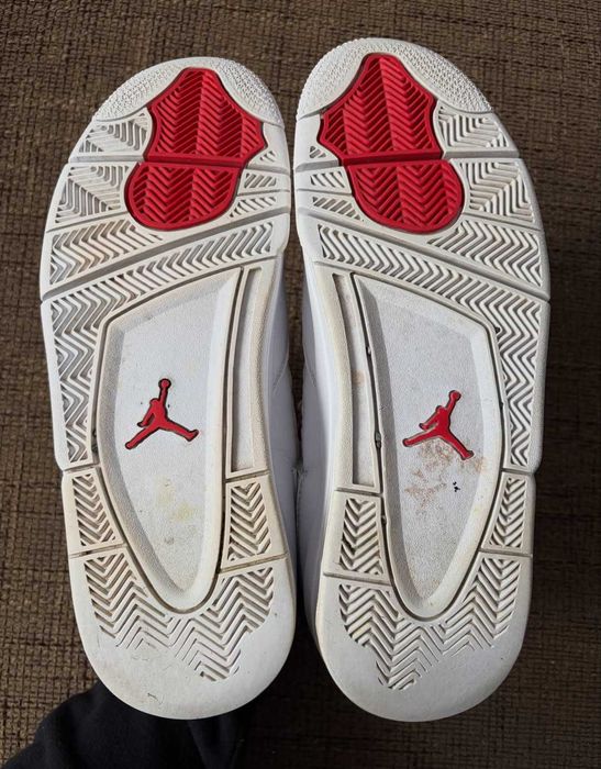 Кросівки Nike Air Jordan 4 Retro Metallic Red