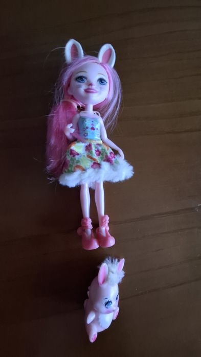 Bonecas Enchantimals